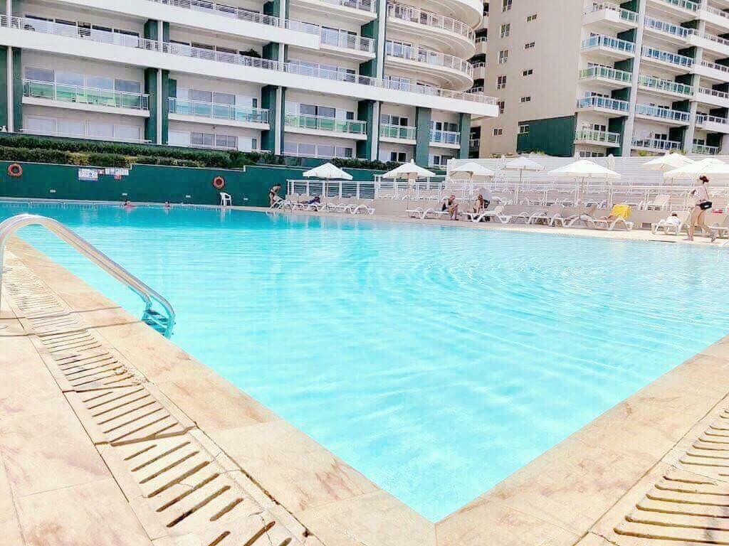 Seafront Apartment In Sliema With Pool, Upmarket Complex Экстерьер фото